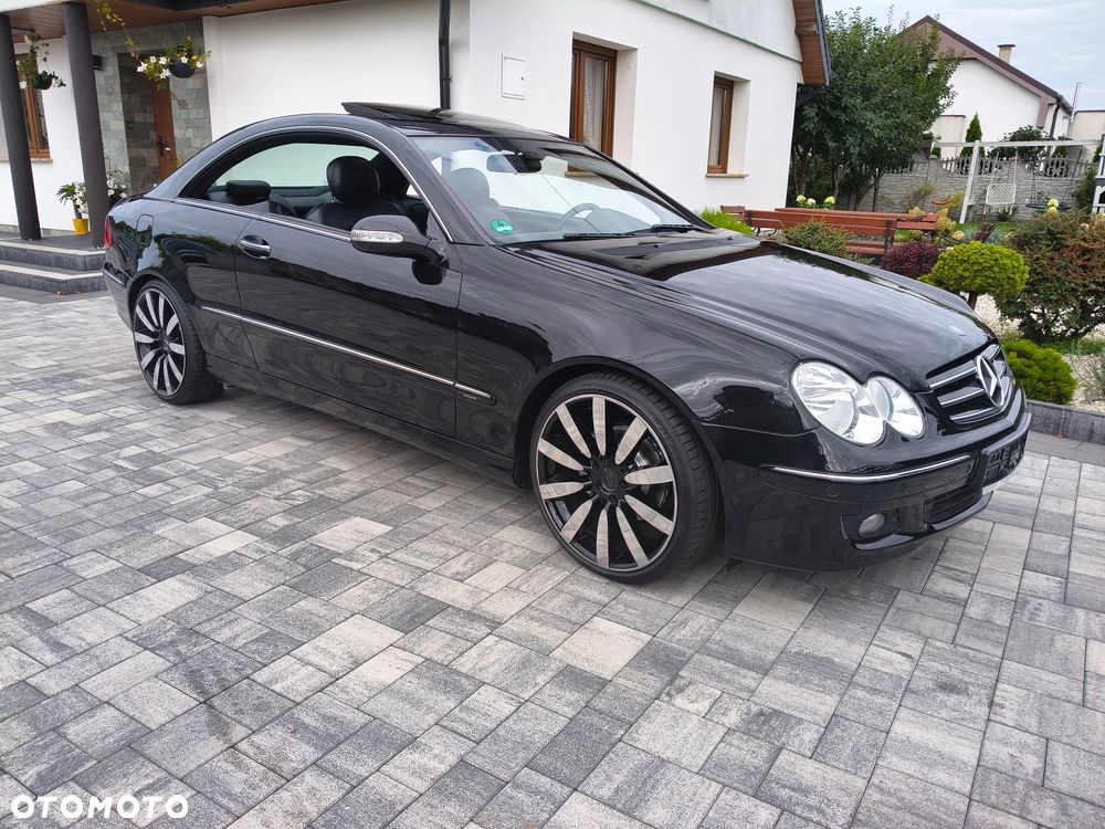 Mercedes-Benz CLK - 25