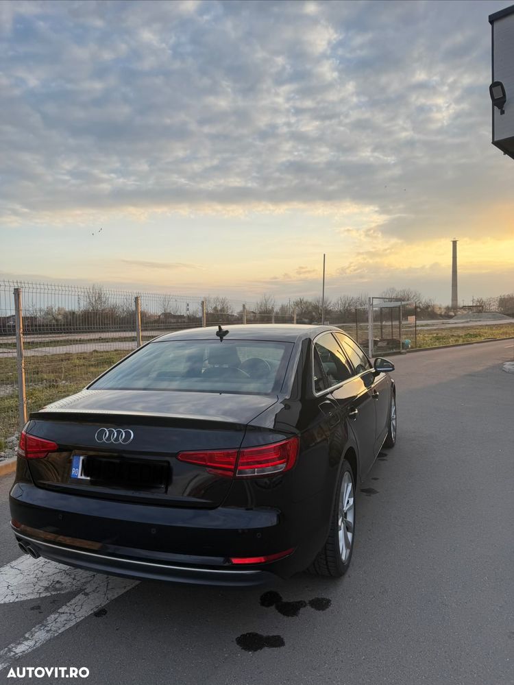 Audi A4 2.0 TDI S tronic Sport - 11