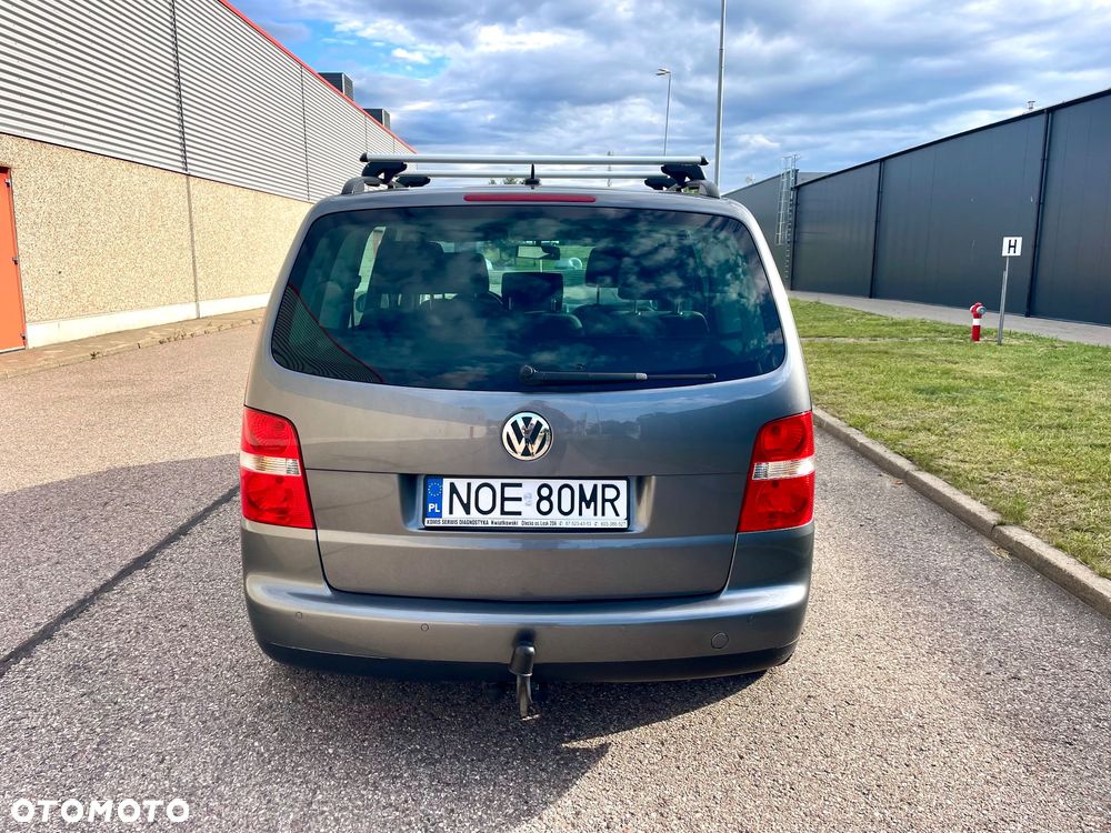 Volkswagen Touran 1.6 Trendline - 6