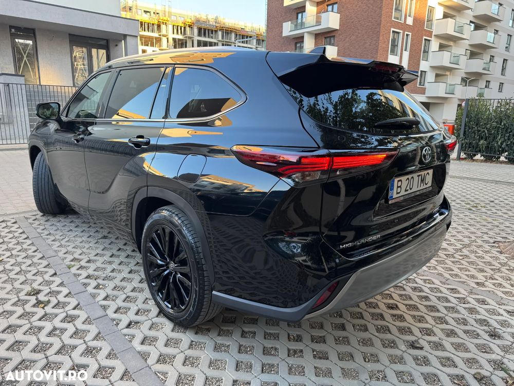 Toyota Highlander 2.5 L Hybrid Dynamic Force 248CP Luxury Metallic - 2