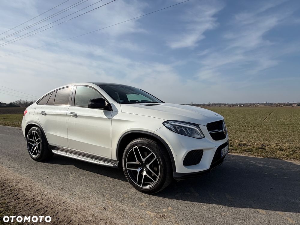 Mercedes-Benz GLE - 29