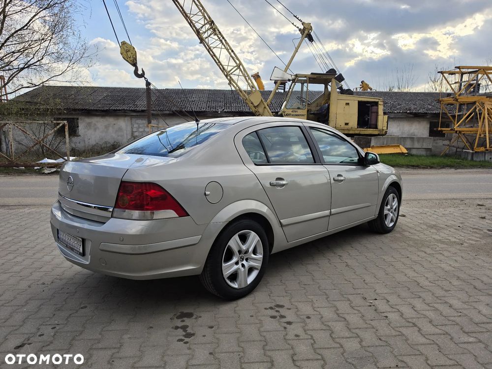 Opel Astra 1.6 111 - 5