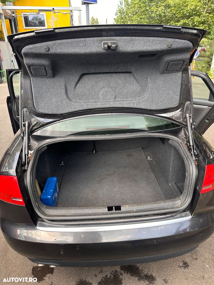 Audi A4 Limuzina 1.9 TDI - 12