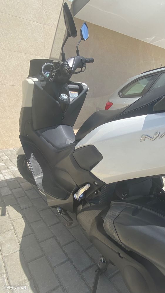 Yamaha NMAX - 9