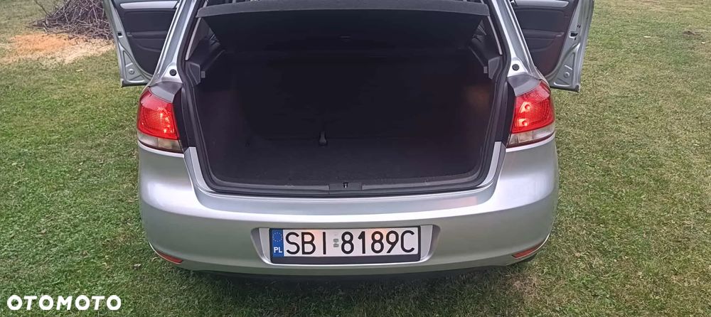 Volkswagen Golf - 11