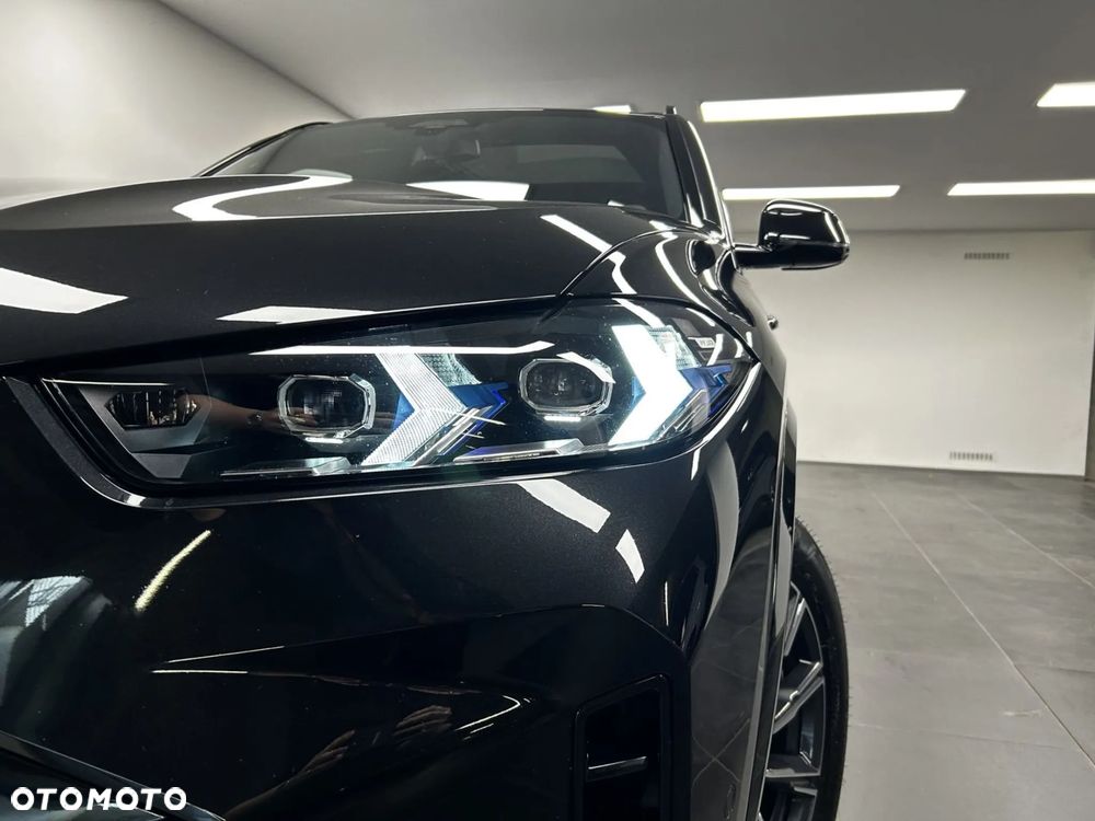 BMW X5 xDrive40i mHEV - 4