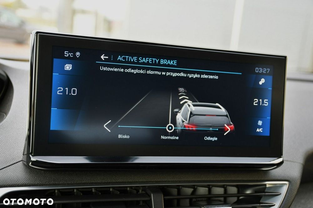 Peugeot 5008 1.5 BlueHDi Allure S&S - 32
