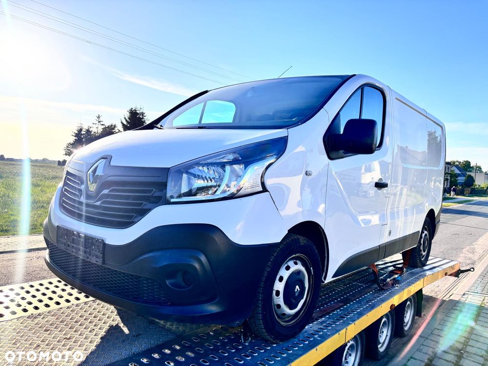 Renault TRAFIC - 1