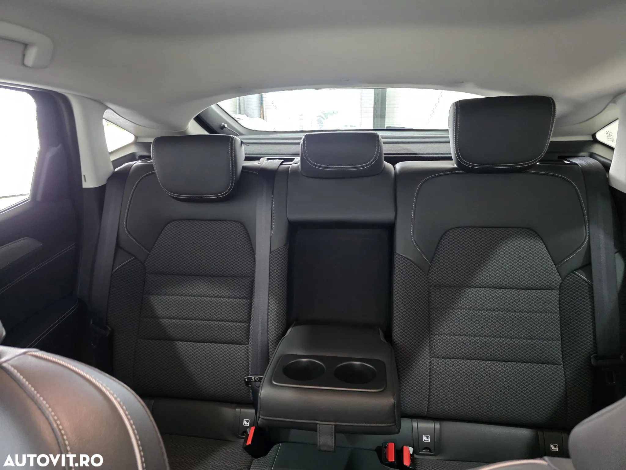 Renault Arkana MHEV 160 EDC Techno - 20