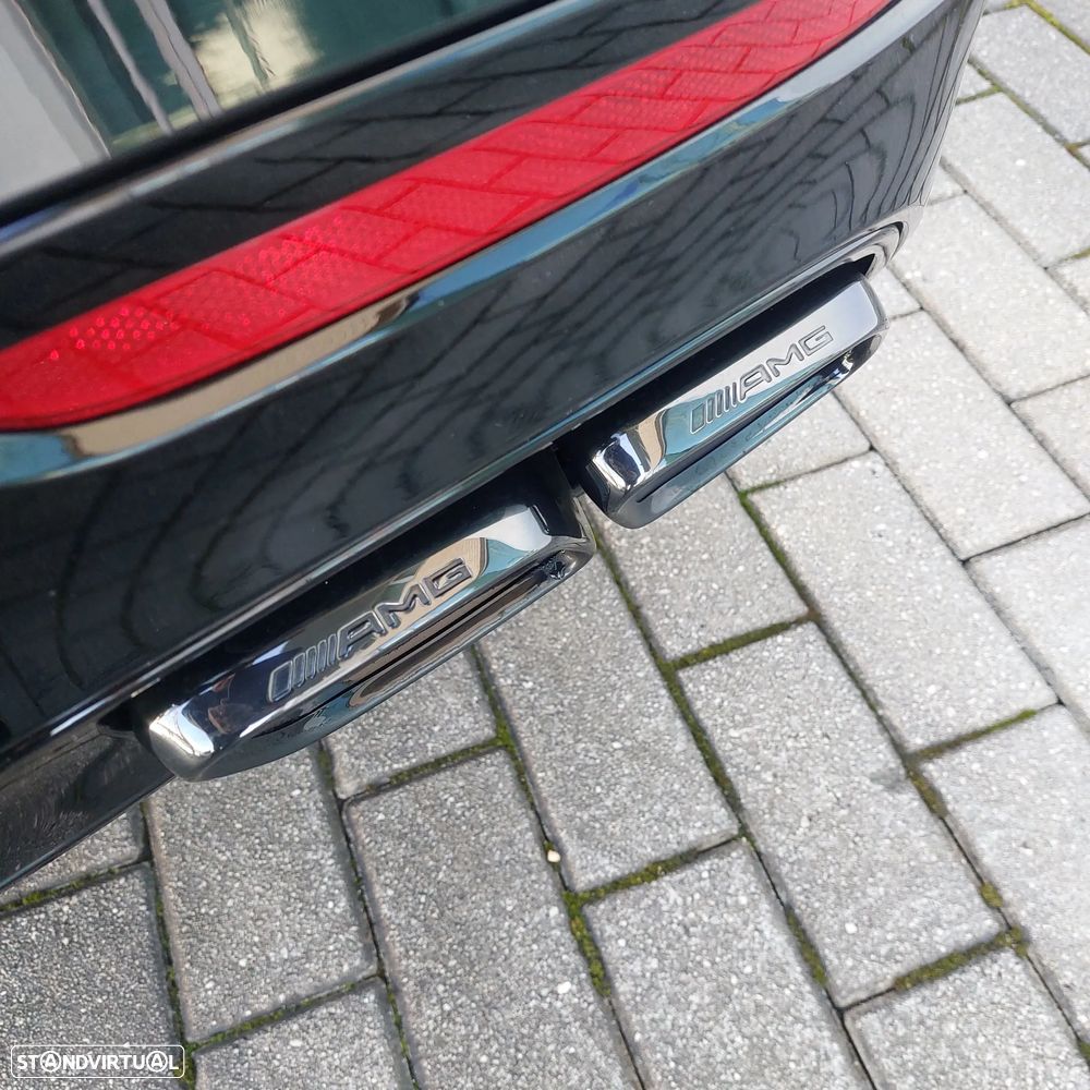 Mercedes-Benz SL 63 AMG 4Matic+ - 31