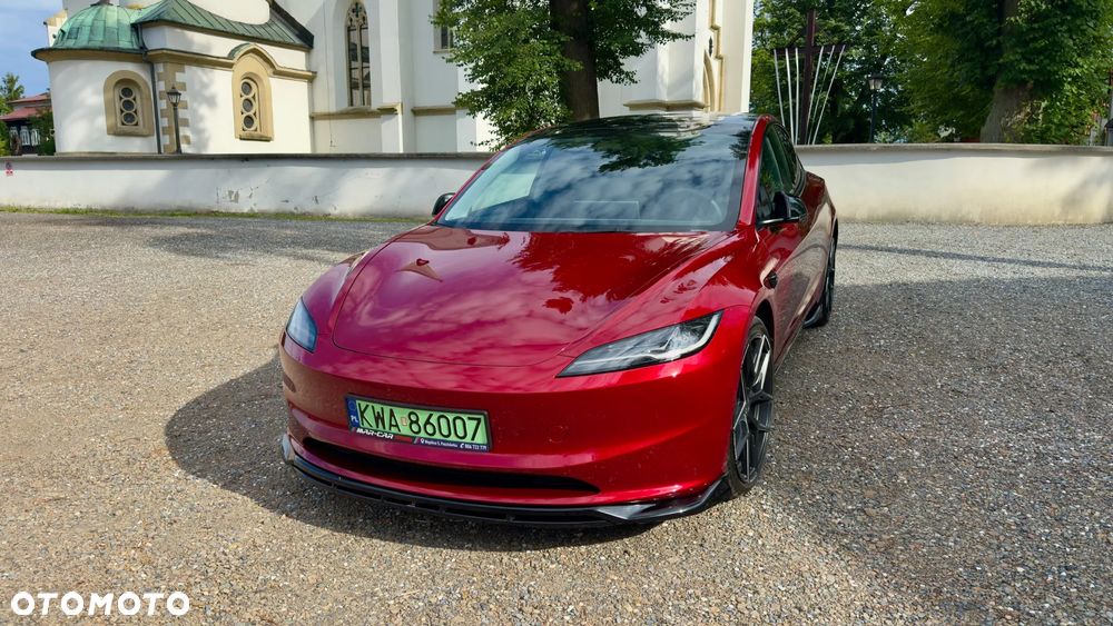 Tesla Model 3 - 6