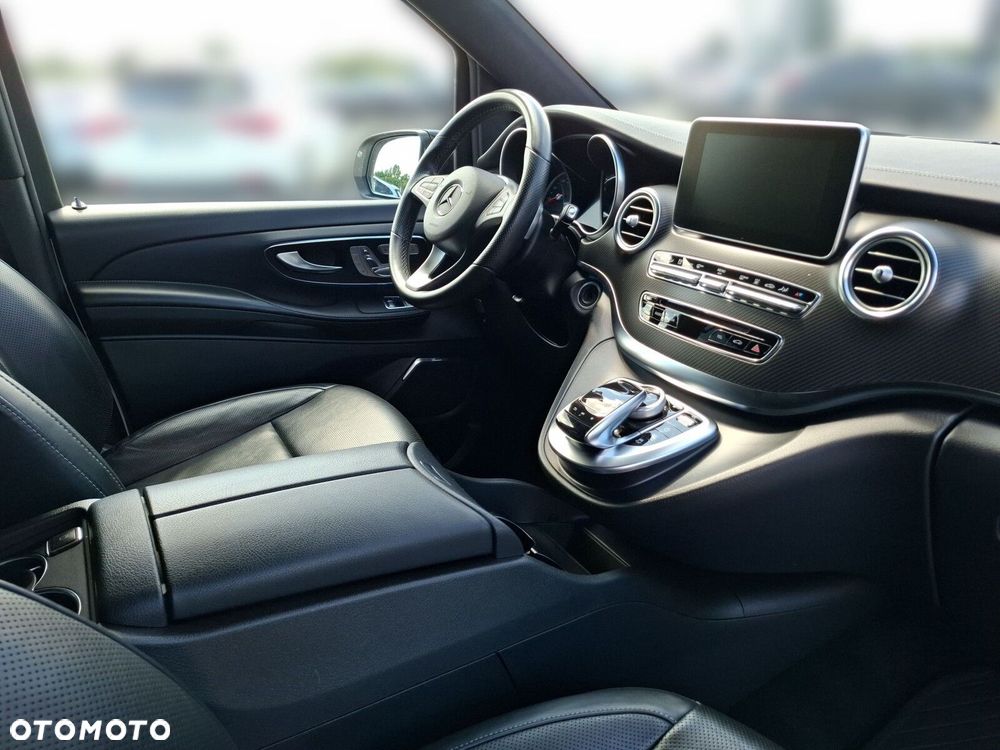 Mercedes-Benz Klasa V 250 d 4-Matic Avantgarde 7G-Tronic (d³ugi) - 13