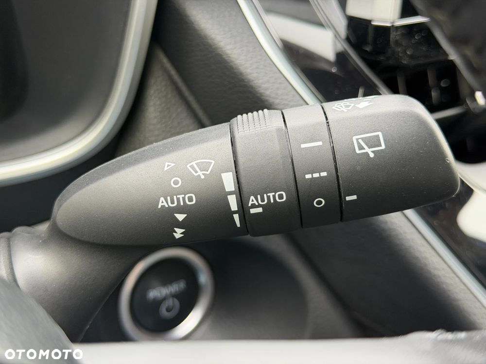 Toyota Corolla Cross 2.0 Hybrid Premiere Edition - 18