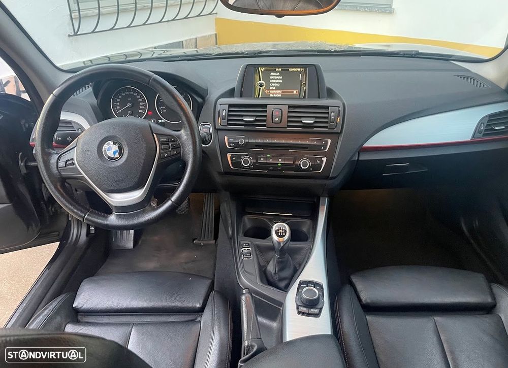 BMW 118 d Line Sport - 16