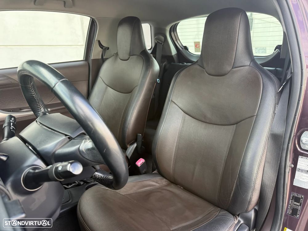 Toyota iQ 1.33 VVT-i 2 MultiDrive EP+NAVI+Bluetooth - 10