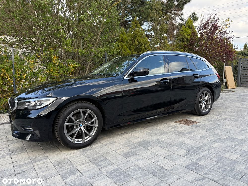 BMW Seria 3 320d Sport Line - 34