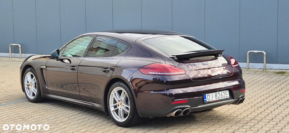 Porsche Panamera 4 - 7