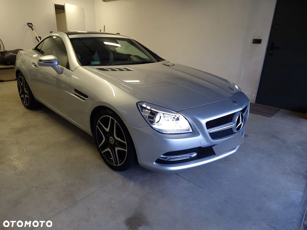 Mercedes-Benz SLK 250 (BlueEFFICIENCY) 7G-TRONIC - 2