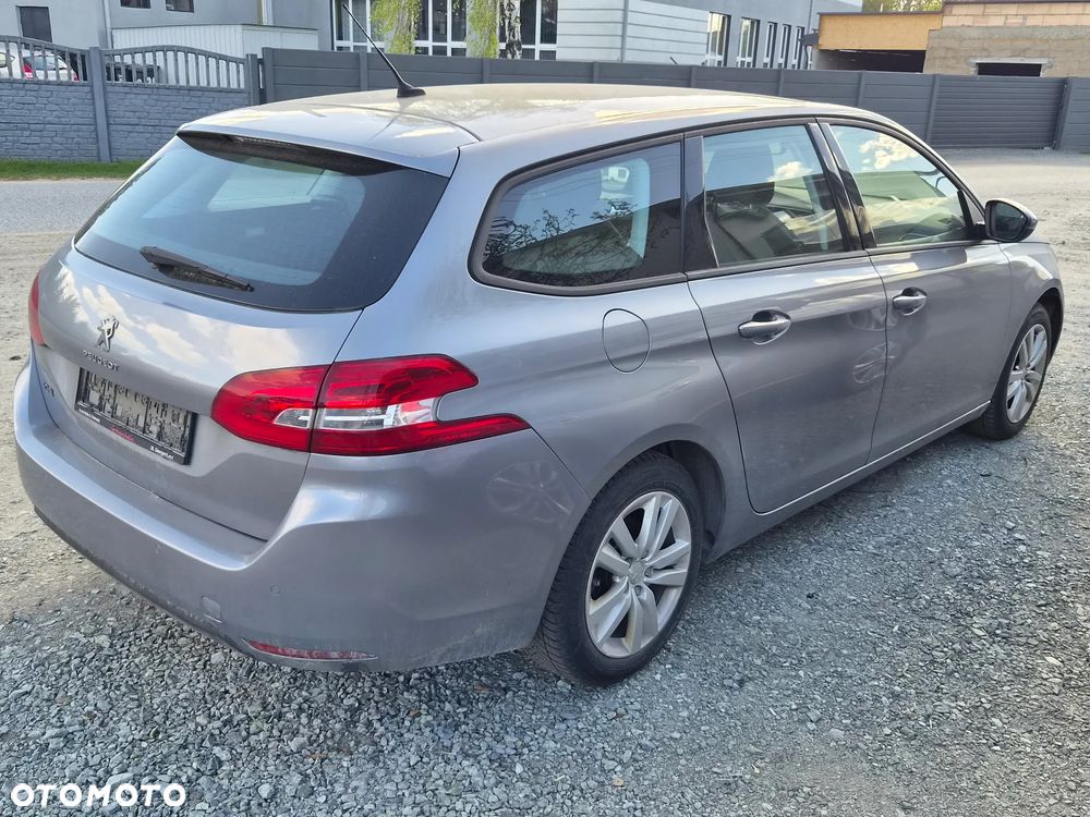 Peugeot 308 BlueHDi 100 Stop & Start Access - 4