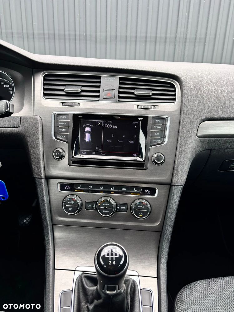 Volkswagen Golf 1.6 TDI BlueMotion Trendline - 15
