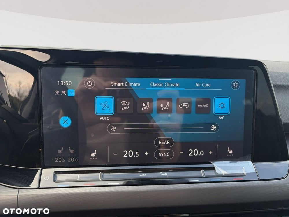 Volkswagen Golf 1.5 TSI EVO Style - 19
