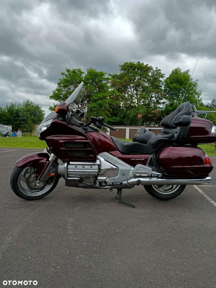 Honda GL - 10