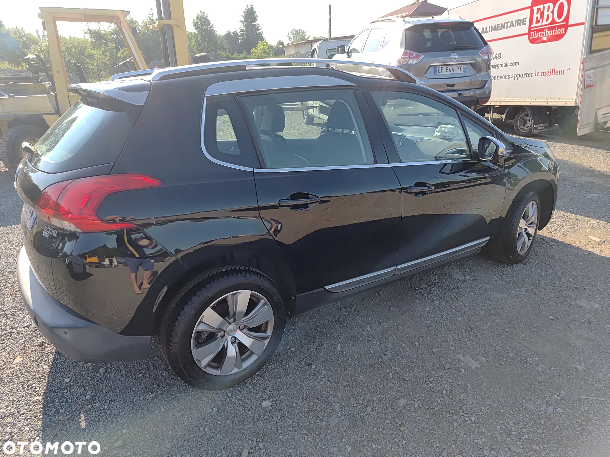 Peugeot 2008 e-HDi FAP 92 EGS6 STOP & START Allure - 17