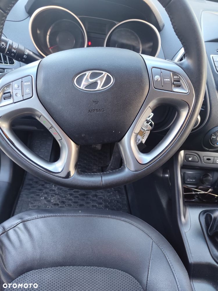 Hyundai ix35 - 10