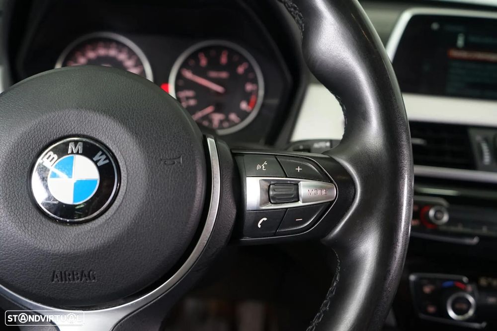 BMW X1 16 d sDrive Line Sport - 22