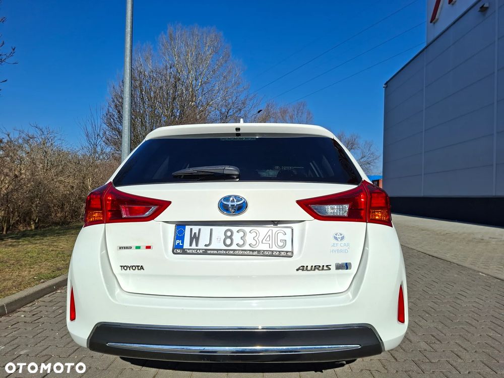 Toyota Auris Hybrid 135 Active - 12
