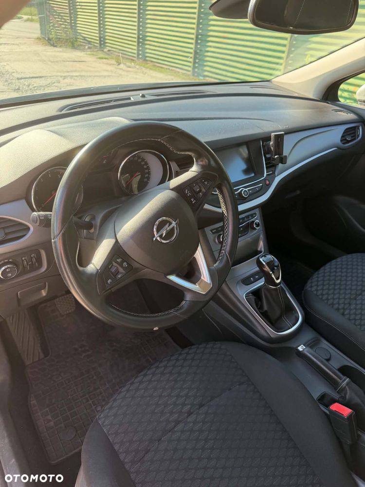 Opel Astra 1.4 T Enjoy - 13