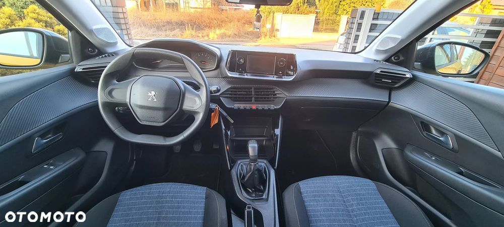 Peugeot 208 - 9