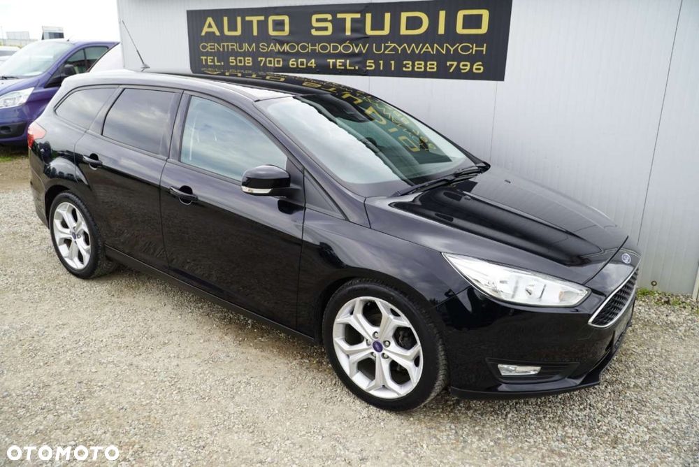 Ford Focus 1.5 EcoBlue Start-Stopp-System TITANIUM - 32
