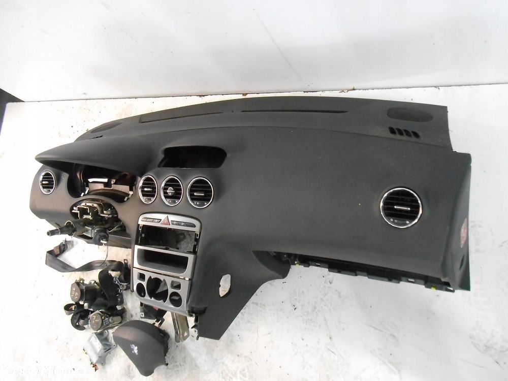 peugeot 308 deska konsola pasy # - 8