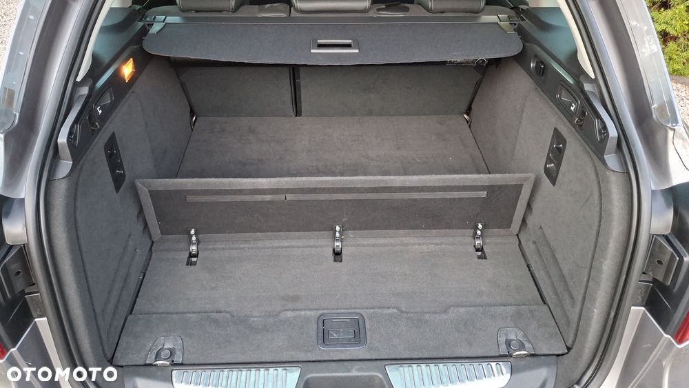 Renault Laguna dCi 150 FAP Start-Stop Bose Edition - 27