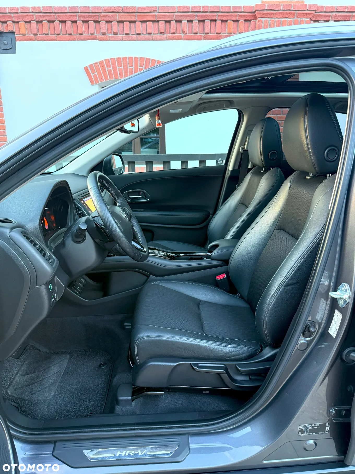 Honda HR-V 1.5 Executive (ADAS / Connect+) CVT - 23