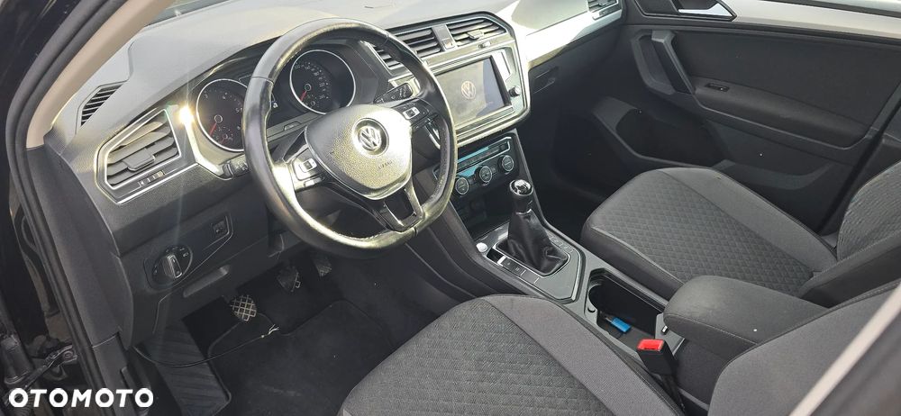 Volkswagen Tiguan 2.0 TDI BMT SCR Comfortline - 25