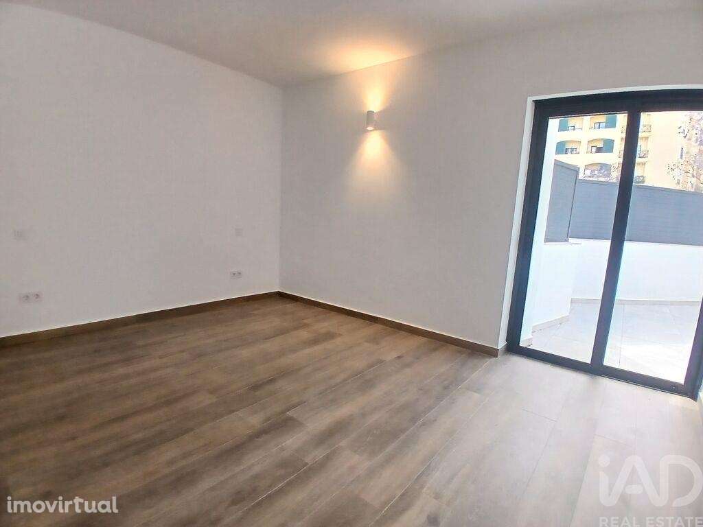 Apartamento T3 em Faro (Sé e São Pedro) de 148,00 m2 - Grande imagem: 5/9