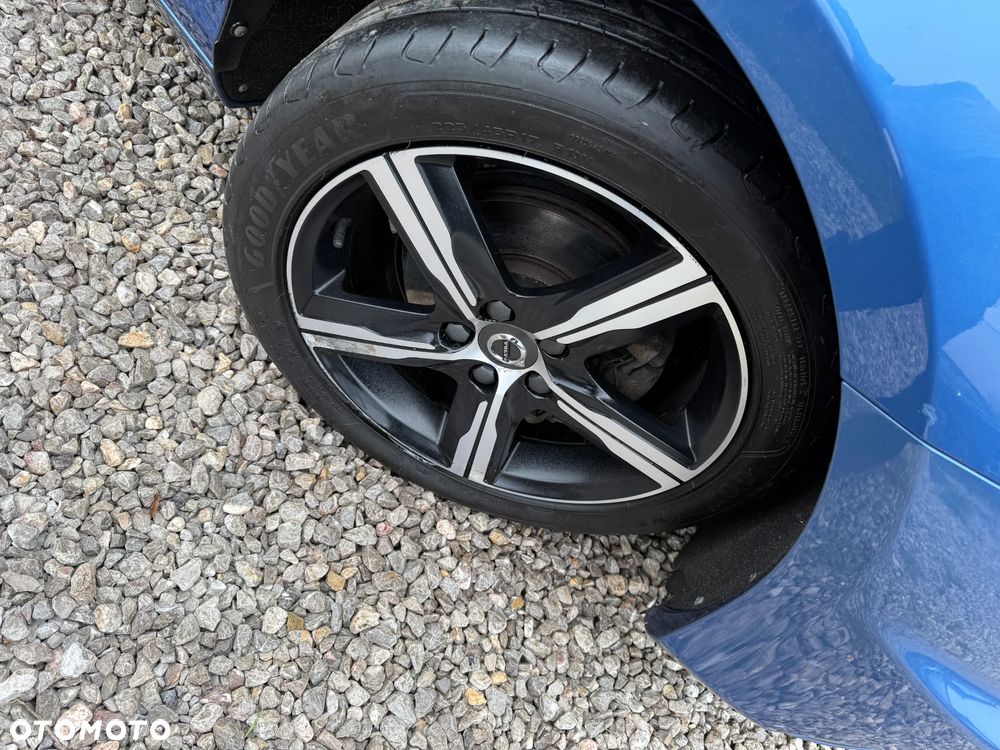 Volvo V40 D2 RDesign - 36