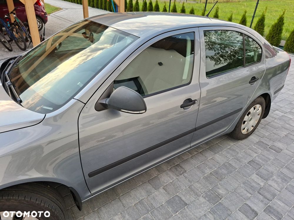 Skoda Octavia 1.6 Tour - 8