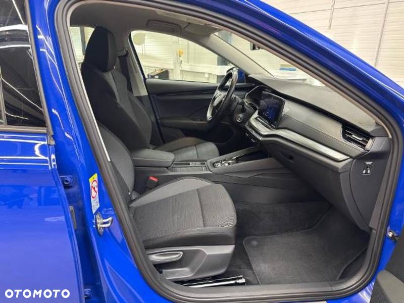 Skoda Octavia 2.0 TDI DSG Ambition - 11