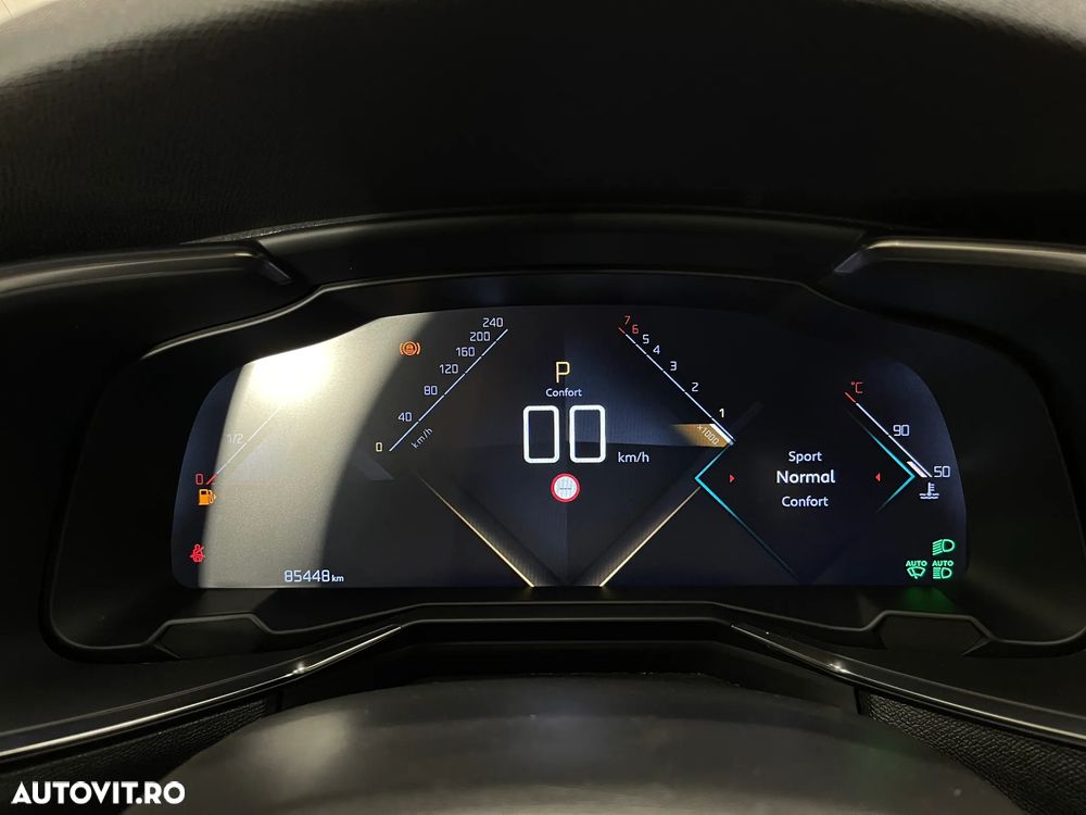 DS Automobiles DS 7 Crossback - 36