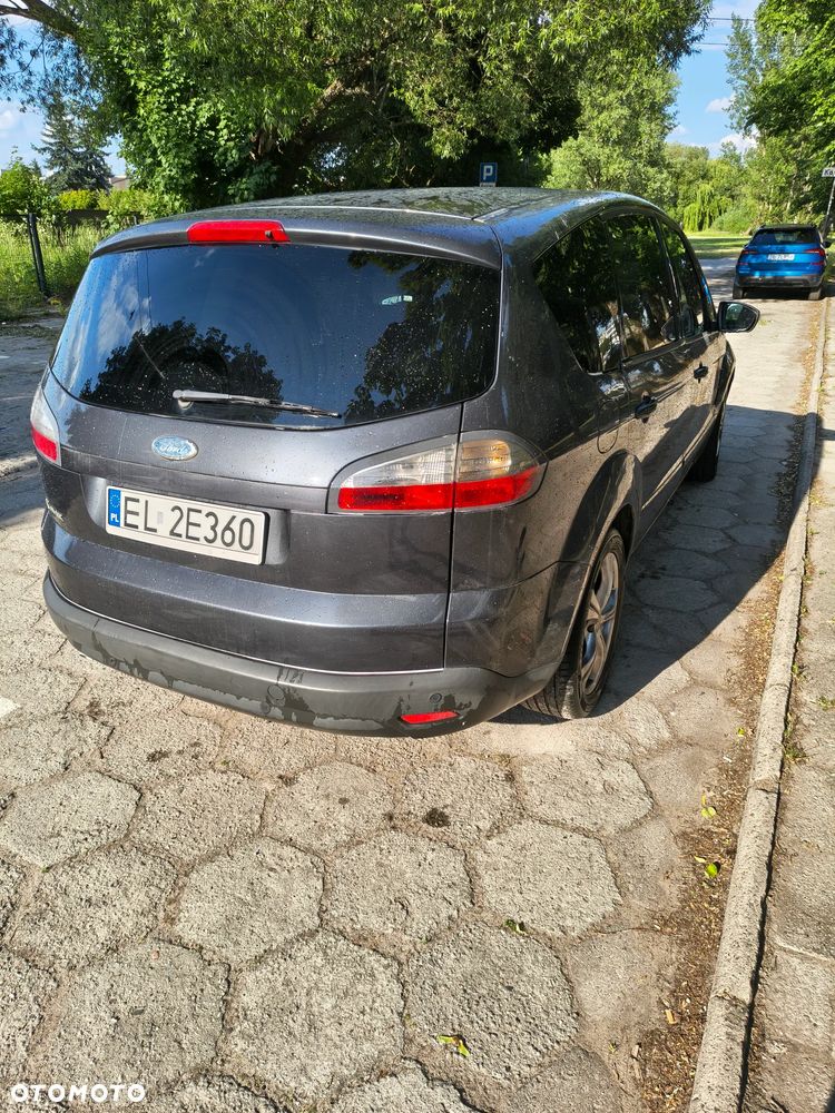 Ford S-Max 2.0 Titanium - 15