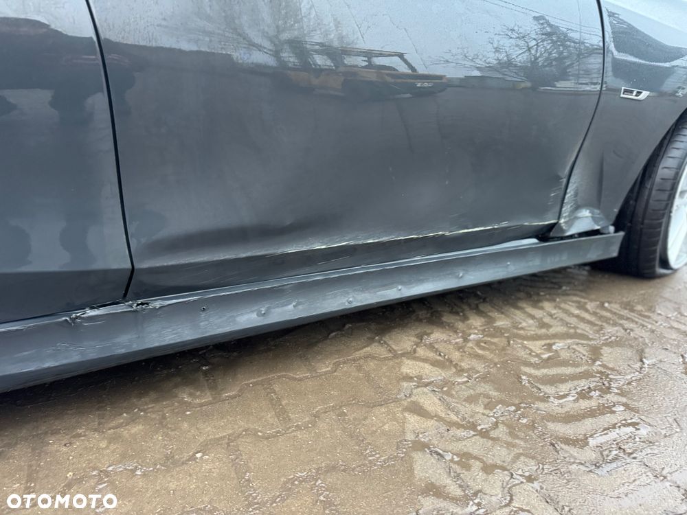 BMW Seria 3 320e PHEV sport - 31