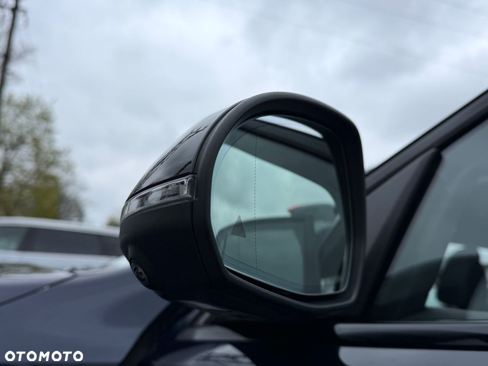 Mercedes-Benz Klasa C 300 d mHEV AMG - 18