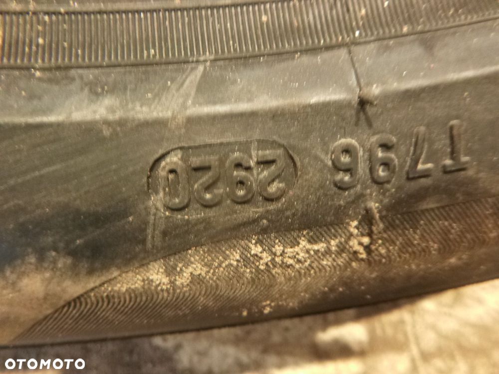 nowa opona zima 1x Pirelli SottoZero 3 245/45R18 100V  XL - 2