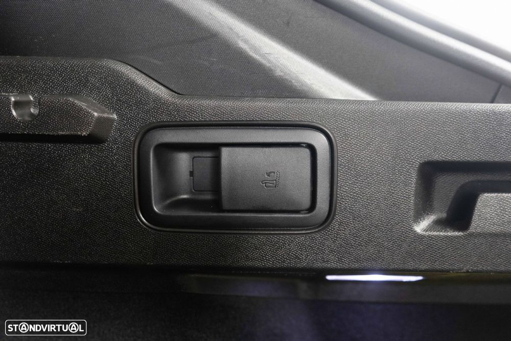 Peugeot 408 1.6 Hybrid GT e-EAT8 - 13