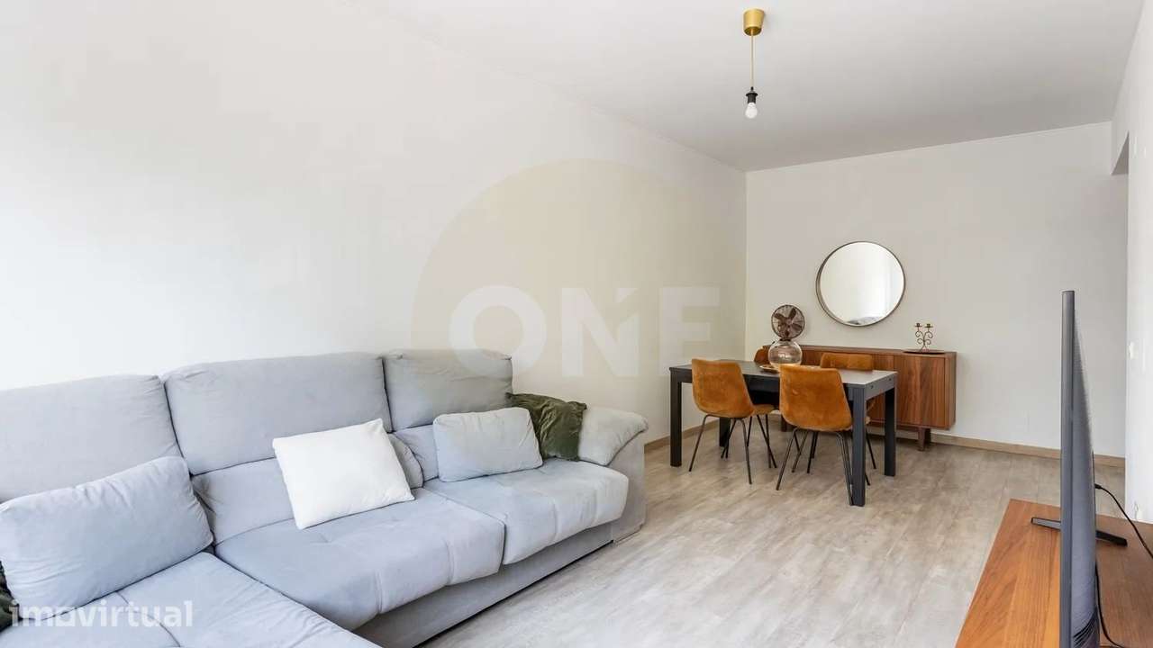 Apartamento T1 | Equipado  mobilado | Parqueamento | Parque das Nações - Grande imagem: 3/21