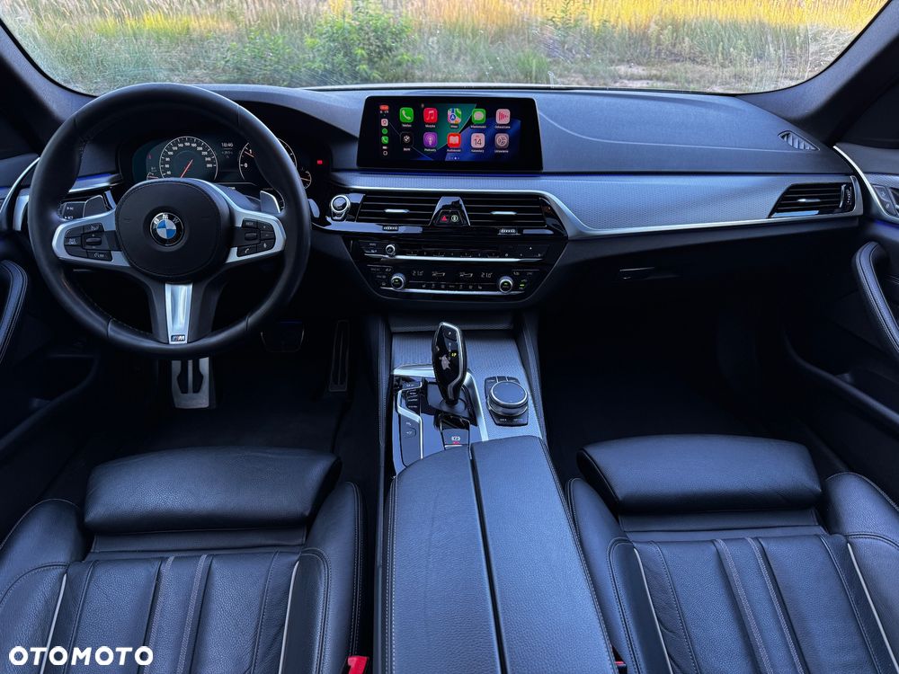 BMW Seria 5 520d M Sport Edition - 11