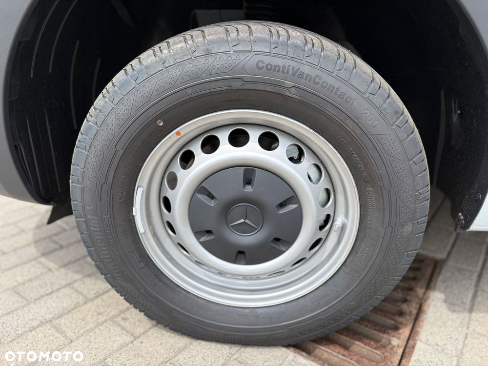 Mercedes-Benz Sprinter - 8